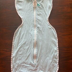Love to Dream Blue Swaddle with Zipper